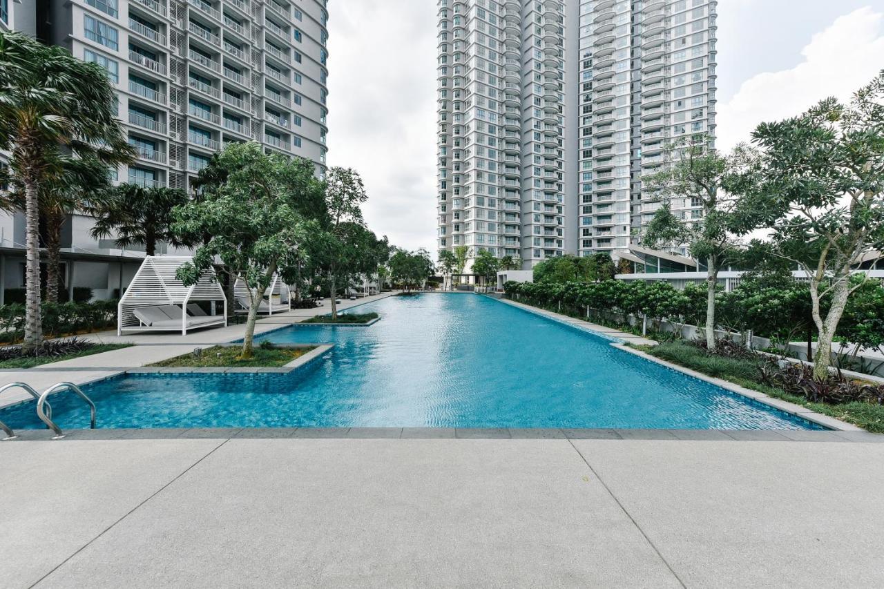 Teega Suites By Subhome Nusajaya  Esterno foto