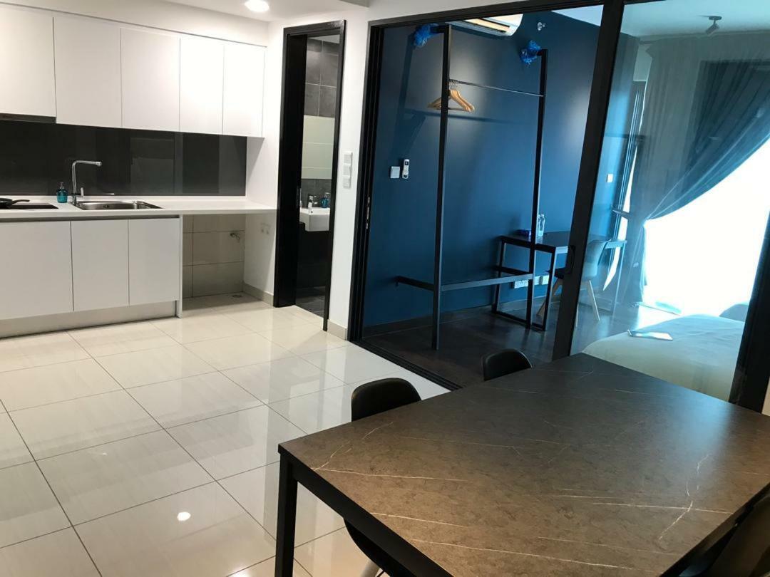 Teega Suites By Subhome Nusajaya  Esterno foto